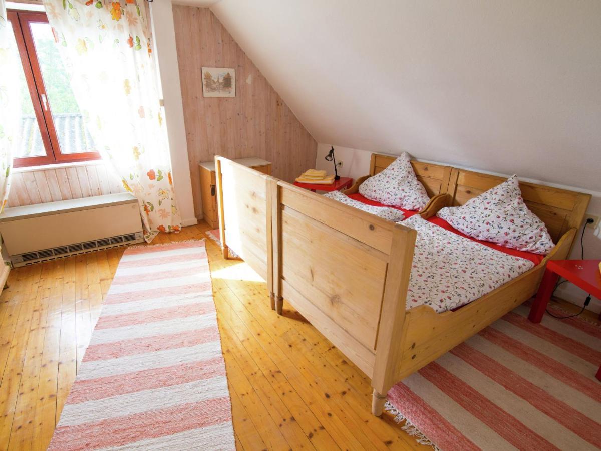 Spacious Holiday Home In Hesse With Garden Waldeck  Rom bilde